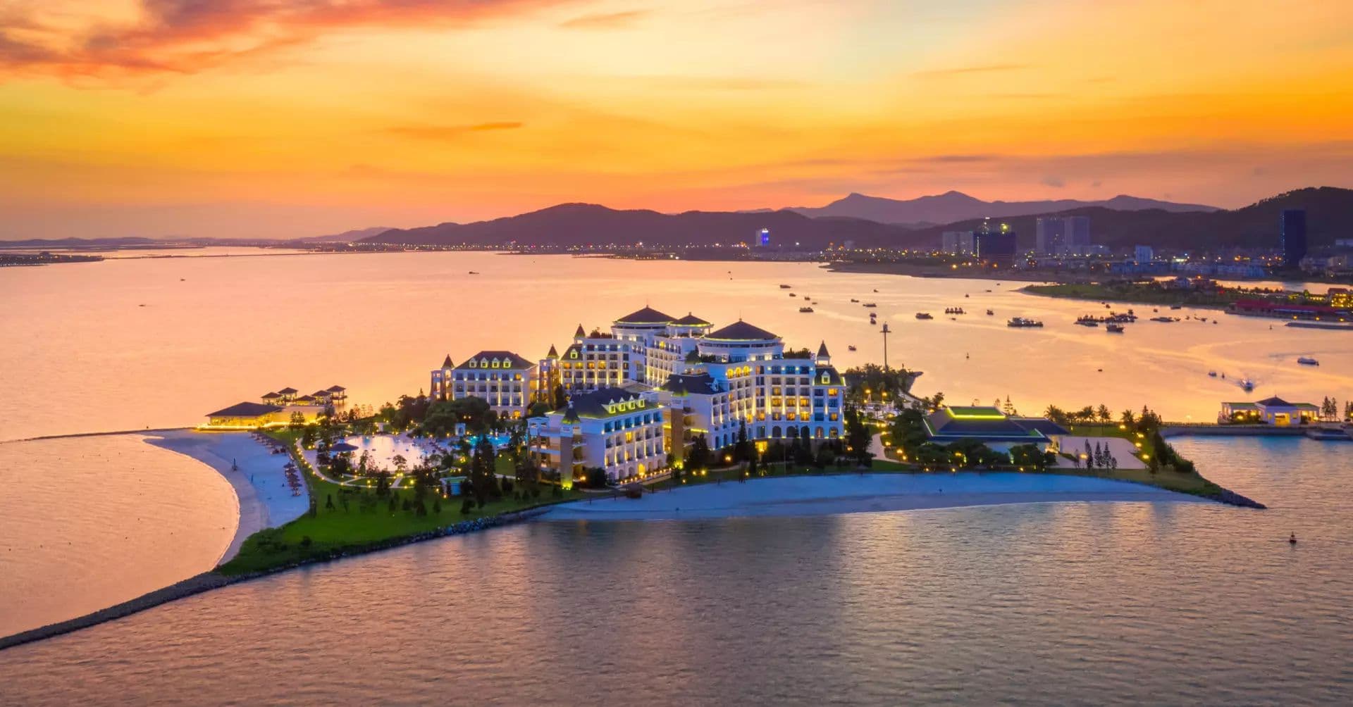 Combo Nghỉ Dưỡng Vinpearl Toàn Hệ Thống - Nha Trang, Phú Quốc, Nam Hội An 3