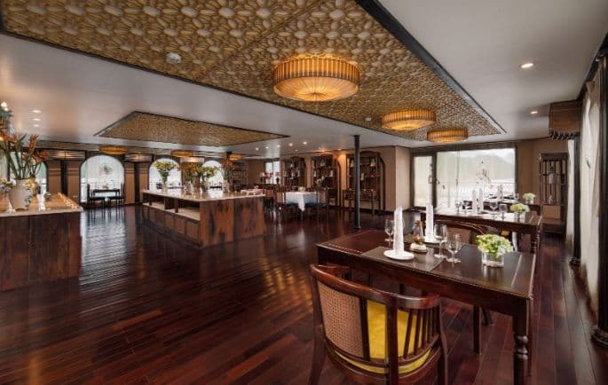 Tour Du thuyền 5 Sao Indochine Lan Hạ 2 ngày 1 đêm 2